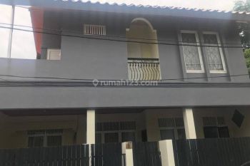Disewakan Rumah di Bintaro Sektor 9