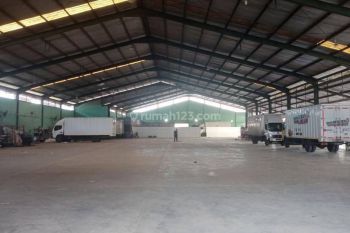 Gudang hitung tanah di mainroad jalan Soekarno hatta bandung