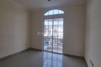 Rumah Cluster West Europe Lebar 6 Dengan 4 Unit Ac