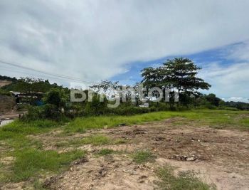 Tanah Samping Jalan Utama