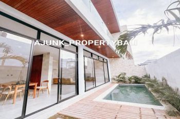 Vila Modern, di Munggu - Badung, 12 menit ke Pantai Seseh