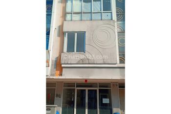 Ruko Ukuran 4,5x15 Hunian Ramai Glaze Serpong Lingkungan Ramai