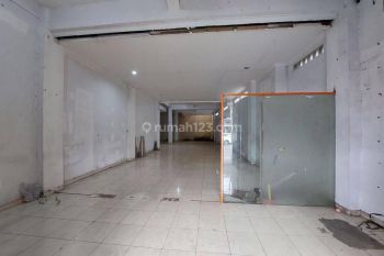 Ruang Usaha di Mainroad Jend. H. Amir Machmud Cimahi
