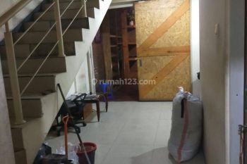 Ruko Strategis Bagus Area Ramai Tengah Kota Cikawao Bandung