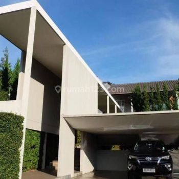 Rumah Super Lux Halaman Luas di Resort Dago Pakar Bandung Utara