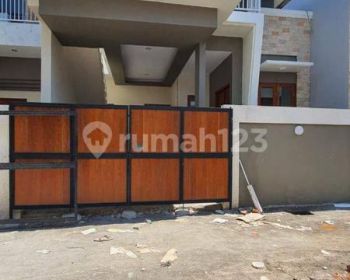 Dijual Rumah Konsep Villa Modern LT 100 m2 Selangkah ke Pantai Sanur Denpasar