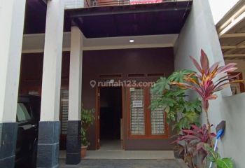Dijual rumah 2 lantai di cluster Taman udayana Sentul city