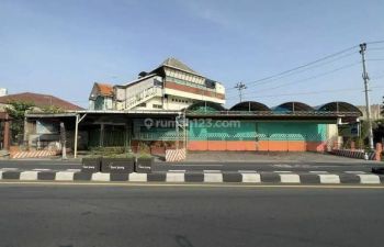 Ruang usaha strategis di jalan ahmad yani kerten laweyan solo,