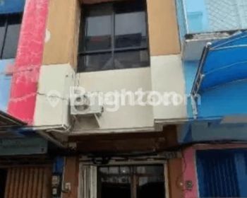 Ruko Minimalis 3 Lantai di Klampis