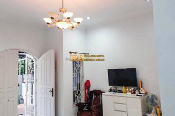 Dijual Villa Komplek Cemara Hijau Kondisi Siap Huni