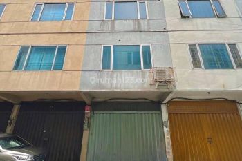 Sewa Ruko Komplek Bubutan 21 Baliwerti 3,5 Lt Cocok Untuk Kantor