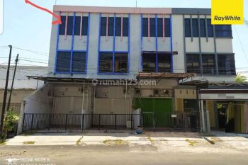 Disewakan Ruko Strategis di Nol Jalan Raya Ngagel Madya Surabaya