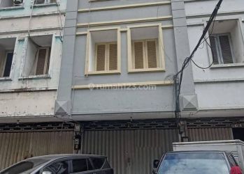 Dijual Ruko 3 Lantai di Mega Galaxy Surabaya