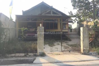 Rumah Hitung Tanah Strategis di Jalan Raya Ciwidey Bandung