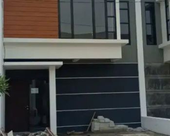 Dijual Rumah 2 Lantai Selatan Surabaya