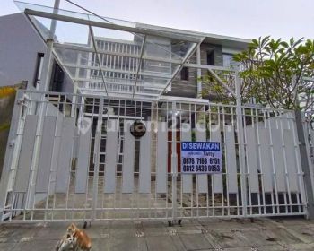 Rumah siap huni dalam cluster di Bintaro sektor 7, Tangerang Selatan.