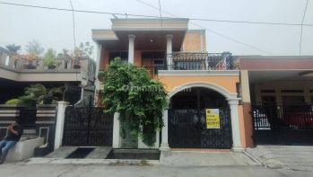 Rumah Besar 2 Lantai Siap Huni di Bekasi Timur