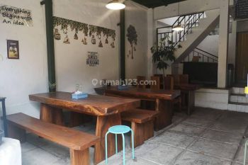 Disewakan ruang usaha dekat kampus maranatha surya sumantri kota Bandung