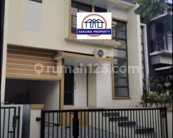 Jual Rumah Siap Huni 2 Lantai Bagus Lt180 Lb200 Cibubur Residence