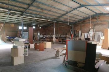 GUDANG LUAS DEKAT TOL PASIR KOJA AKSES MASUK TRUK DOUBLE