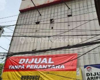 Kantor Siap Huni Lokasi Strategis di Jl. H. Agus Salim, Jakarta Pusat
