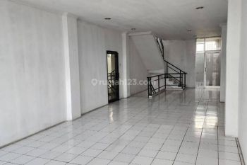 Dijual Ruko Gandeng 3 Lantai di Jalan Raya Gading Serpong