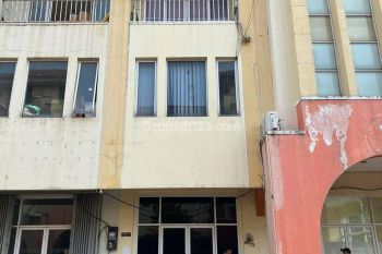 Ruko di Ciledug CBD SHM lokasi strategis bebas banjir