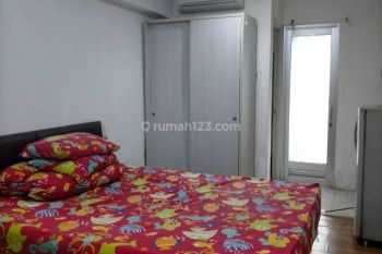 Studio Apartement Green Bay 1 BR Semi Furnished Bagus