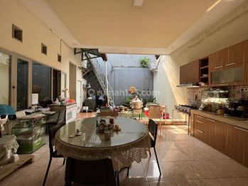 Dijual, Rumah Puspita Loka, BSD, ada 1 office ( atau bedrooms) yg di extension