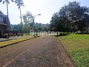 Tanah kavling exclusive di Villa golf Araya malang
