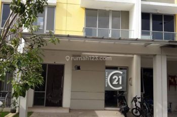 Rumah 2 Lantai Bagus di Pik 2 Cluster Scarlett , Tangerang