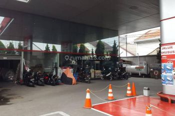 Pom bensin aktif dengan ijin smp 2037 di Sayap BKR