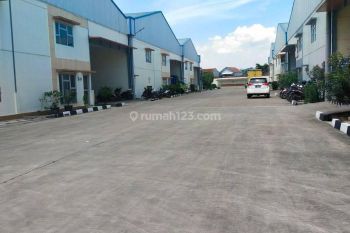 Gudang  Strategis Jalan Terusan Kopo Bandung