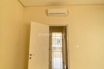 Disewakan 2 lantai rumah dengan harga terjangkau