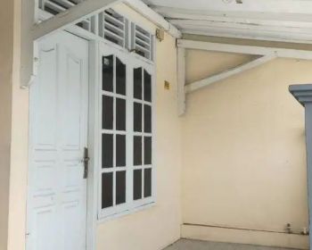 DISEWAKAN RUMAH 1,5LANTAI DI TAMAN HARAPAN BARU BEKASI