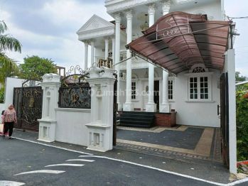 Rumah 2 lantai siap huni, tanjung barat Jakarta selatan