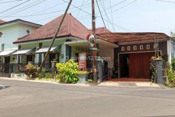 Rumah 1,5 Lantai di Jaksa Agung Suprapto Malang