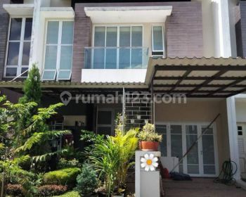 Rumah Semi Furnished di Cluster Vivaldi Summarecon Serpong