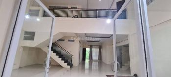 Rumah Setra Duta Minimalis Siap Pakai di Kawasan Elite