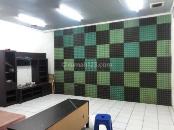 Jual Ruko 3 Lantai Hadap Utara di Ciateul Regol Bandung