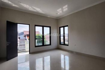 Rumah Baru Non Komplek di Duren Sawit Jakarta Timur