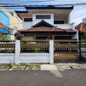 Jual rumah 2 lt di Dwiwarna Mangga Besar Jakarta