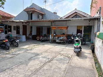 Turun Harga Rumah strategis pinggir jalan cocok untuk usaha SHM