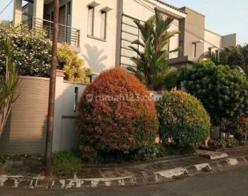 Rumah Di Taman Modern Cakung Jakarta Timur