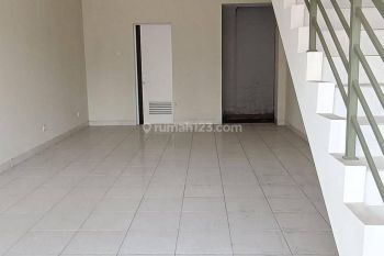 Ruko Hadap jalan 2 lantai siap pakai di gading serpong
