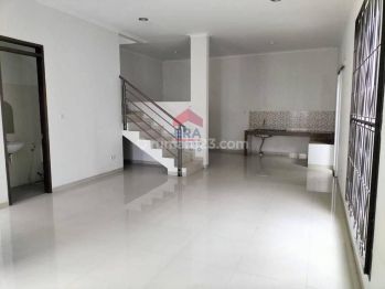 Rumah Mekar Wangi hanya 2 M an, bonus canopy kaca dan teralis