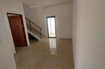 DI JUAL CEPAT RUMAH 2 LANTAI DI PERUMAHAN WIDARI VILAGE TANGERANG BANTEN