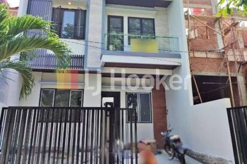 Rumah Imperial Gading Sukapura, Jakarta Utara