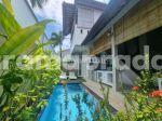 thumbnail-sewa-villa-2-kamar-perabot-lengkap-pool-taman-seminyak-10