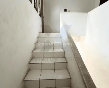 Ruko 2 Lantai SHM di Taman Holis Indah Bandung